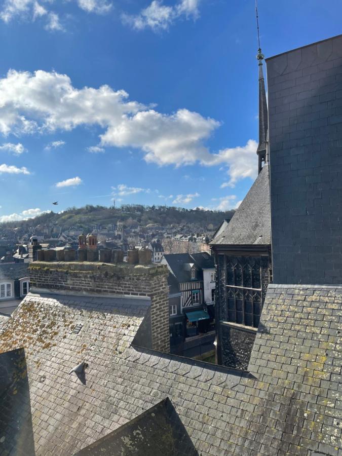 Le Loft Du Homard Bleu - Entre Ciel Et Mer - Free Parking 500M Honfleur Exterior photo